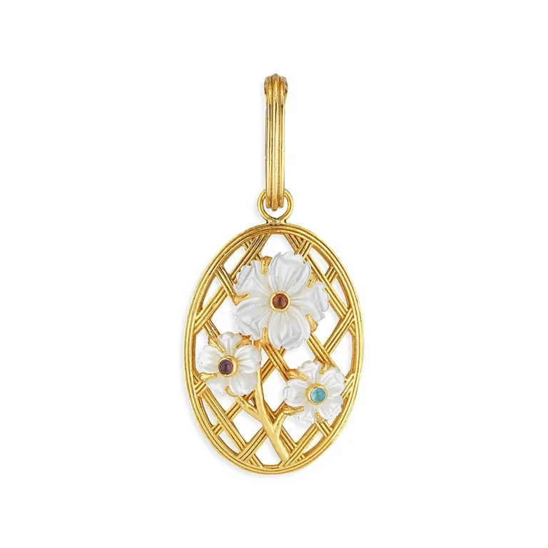Capucine De Wulf Villandry Dyed Jade & Mother Of Pearl Flower Lattice Pendant in 18K Gold Plated
