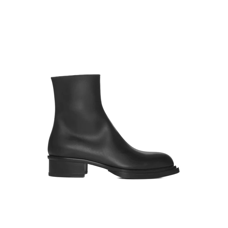 Alexander McQueen スタック・キューバンブーツ
