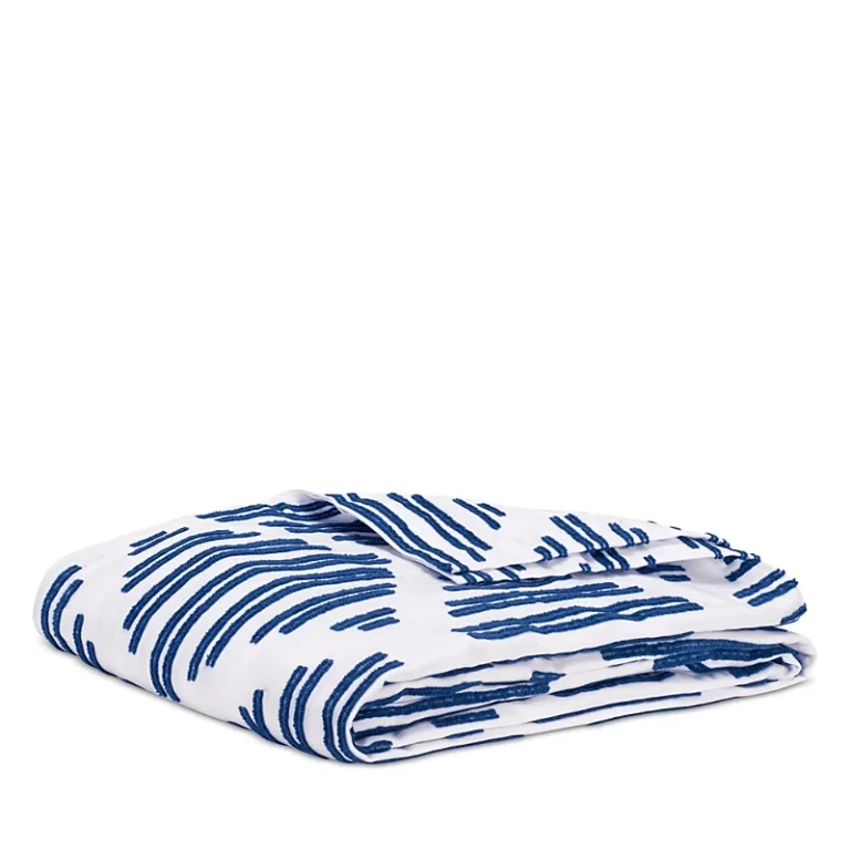 Lands Downunder Bluffs Coverlet, Twin