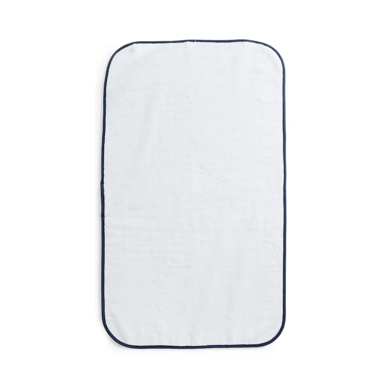 Weezie Signature Bath Mat Navy on White One Size