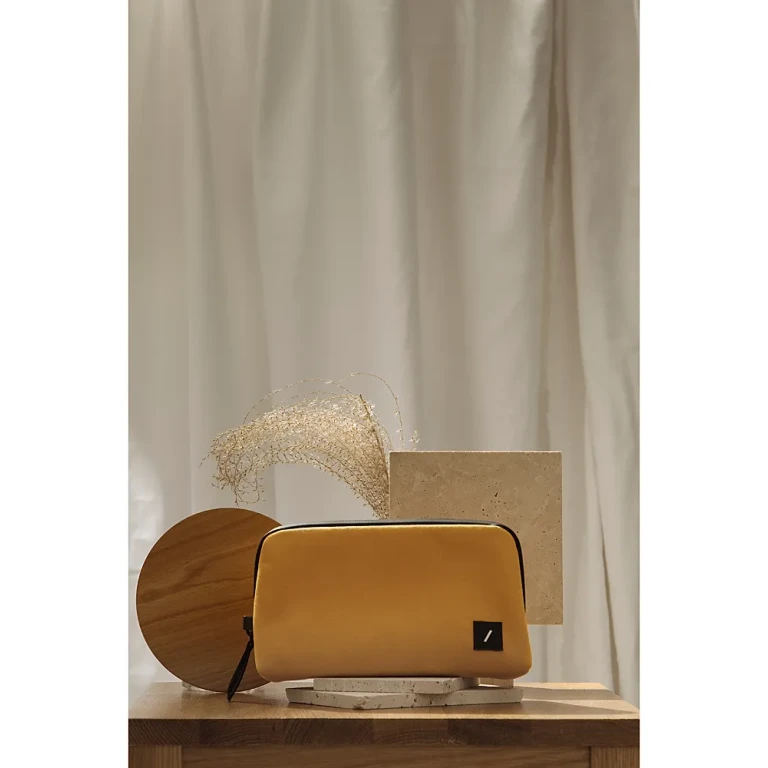 Native Union Stow Lite Tech Organizer Bag