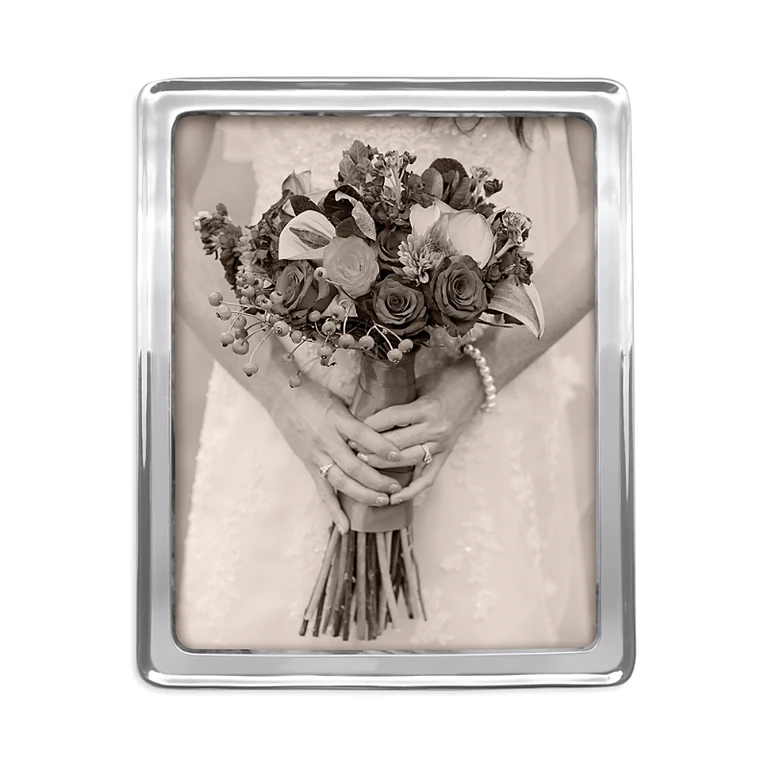 Mariposa Signature Frame, 8 x 10