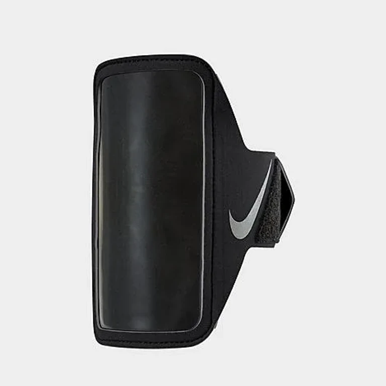 Nike Lean Armband in Black/Silver