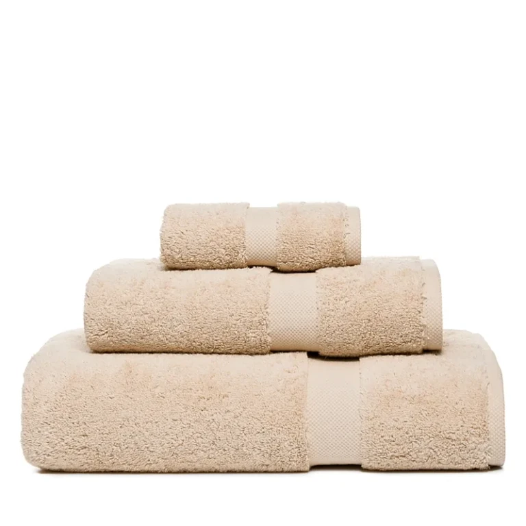 Matouk Lotus Bath Towel