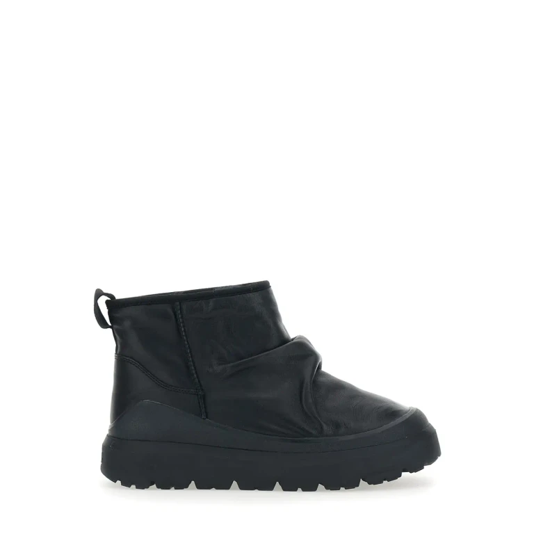 UGG heritage Utility Black Ankle Boots With Ruffle Detail In Leather Man