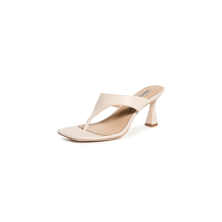Badgley Mischka Whitley Thong Kitten Heels Ivory 7