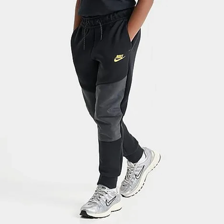 Nike Boys Big Kids Sportswear Tech Fleece Jogger Pants in Bright Cactus/Black Size: XS