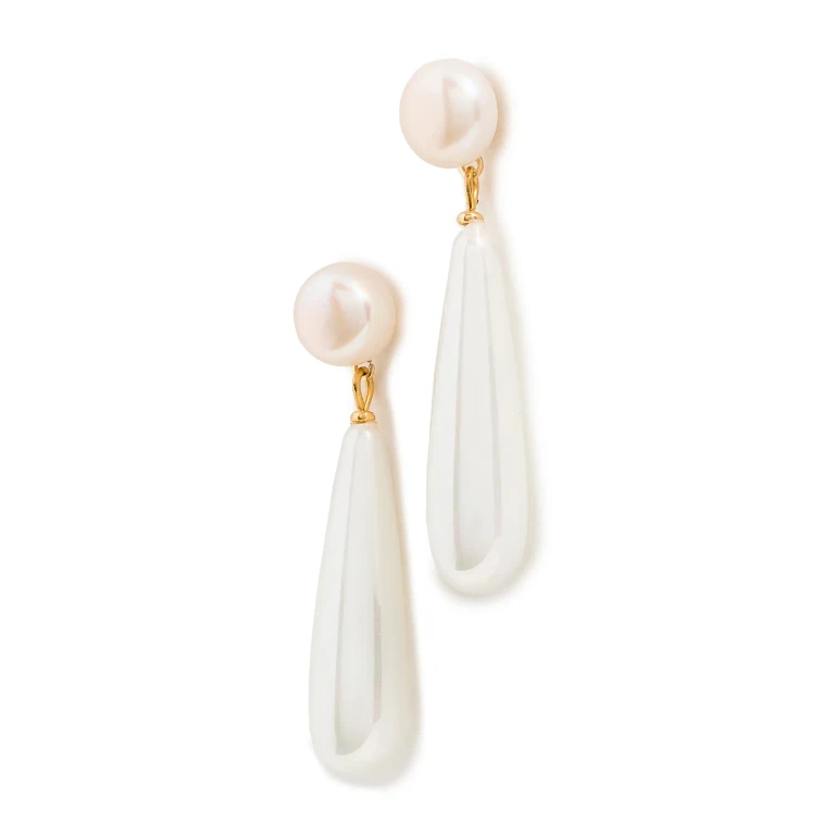 SHASHI Linnea Pearl Earrings Pearl One Size