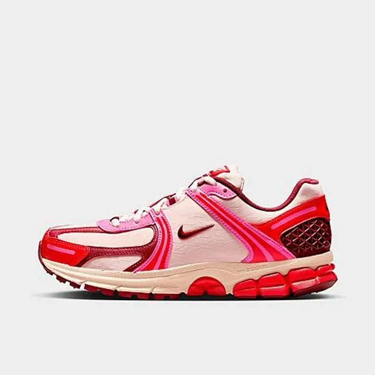 Nike Women's Zoom Vomero 5 SE Casual Shoes in Light Soft Pink/Team Red/Safety Orange Size: 5.0