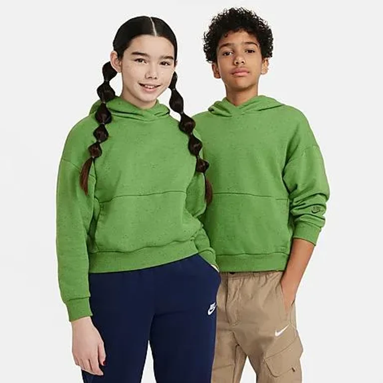 Nike Big Kids Sportswear Icon Fleece FlyEase Pullover Hoodie in Chlorophyll/Sail/Treeline Size: XS