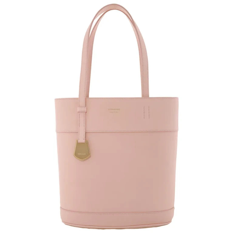Ferragamo Carryall Small North South Charming Tote Bag in Pink