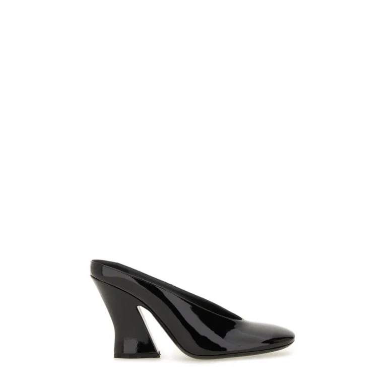 Givenchy sculpted Leather Pumps