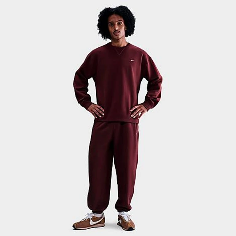 Nike Men's Solo Swoosh Fleece Crewneck Sweatshirt in Burgundy Crush/White Size: XS