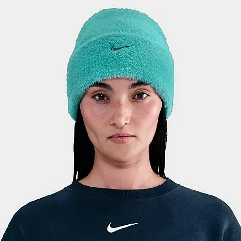 Nike Peak Cozy Beanie Hat in Cannon/Clay Green