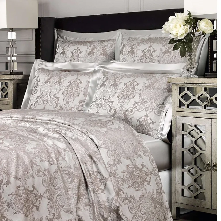 House of Textiles Raphael Silk Duvet Cover, Queen