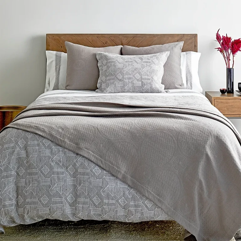 Ann Gish Great Hall Coverlet Set, King