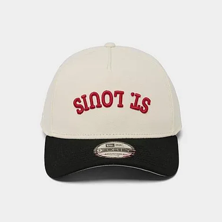 New Era Women's St. Louis Cardinals MLB Upside Down Wordmark 9FORTY A-Frame Snapback Hat in Chrome/Black/Red