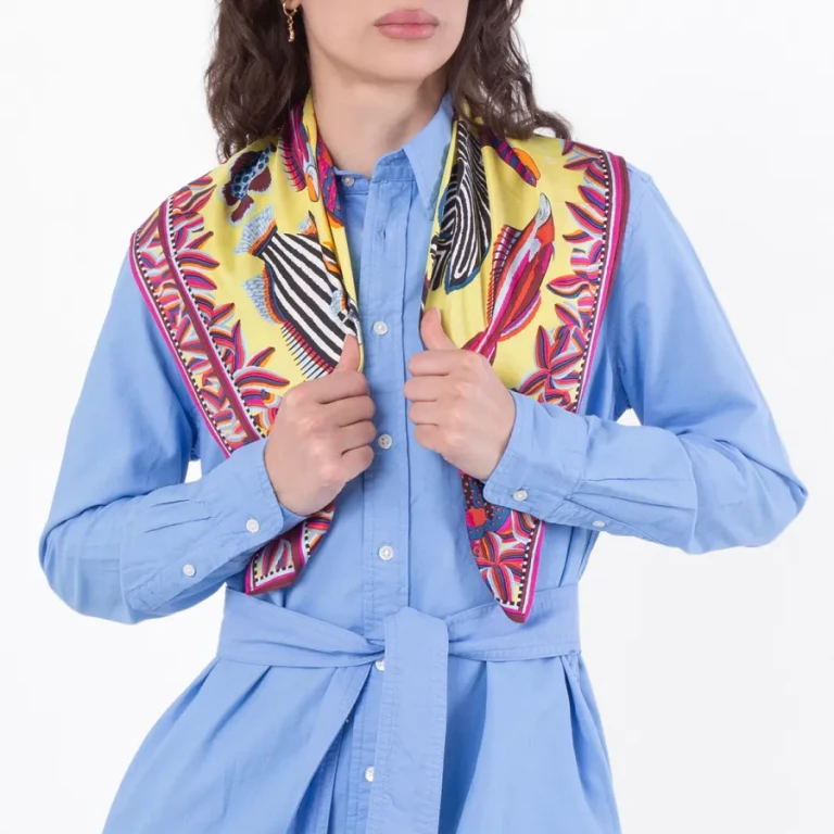 Inoui Editions Square 65 â Tu Oblongs Scarf