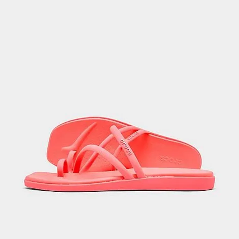 Crocs Women's Miami Toe Loop Sandals in Guava Size: 5.0