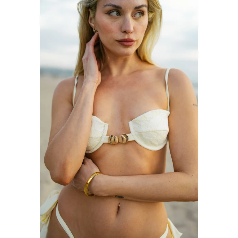 Hazel in Cream Top