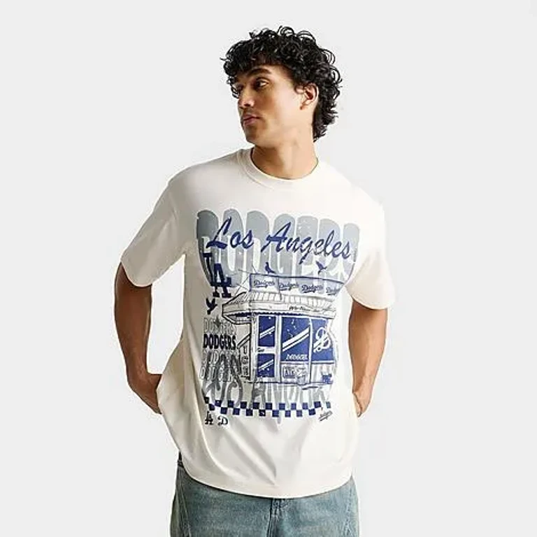 Men's Los Angeles Dodgers MLB Shop Graphic T-Shirt in Cream Size: Small