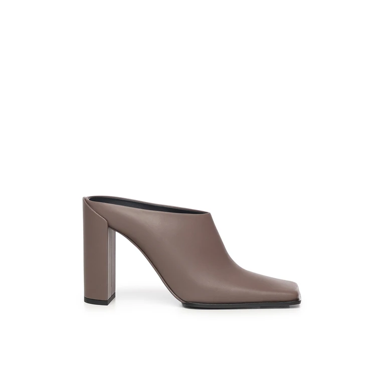 Alaia Sandals Tourterelle Calfskin - Women