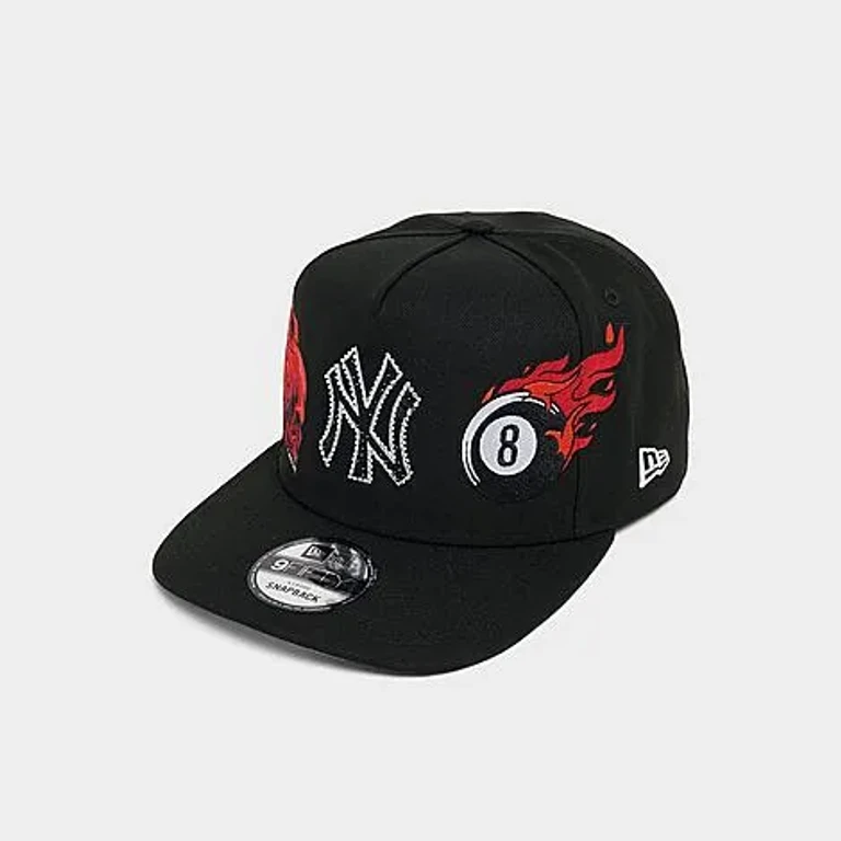 New Era New York Yankees MLB Skull & 8-Ball Snapback Hat in Black/Red/White