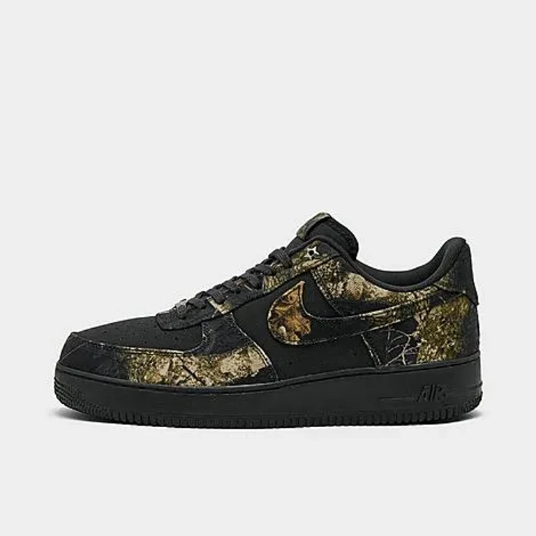 Nike Men's Air Force 1 Low Realtree Casual Shoes in Off Noir/Multi-Color/Gum Yellow Size: 6.0