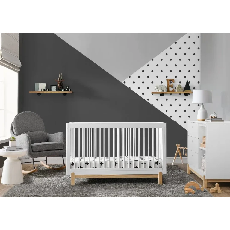 Poppy White 4-in-1 Convertible Crib