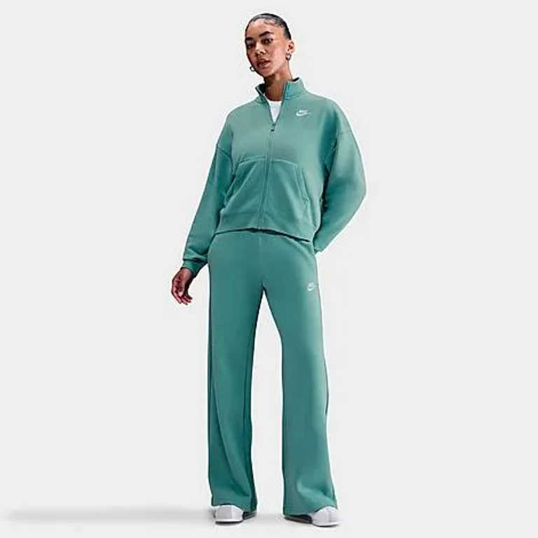 Nike Women's Sportswear Club Fleece Wide Leg Sweatpants in Cannon/White Size: XS