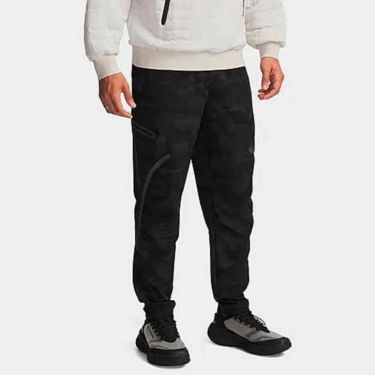 Under Armour Men's Unstoppable Woven Cargo Pants in Black Size: XS
