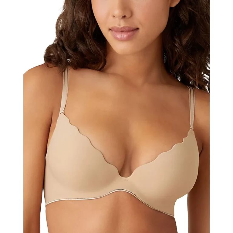 b. tempt'd by Wacoal b. wow'd Push-Up Bra
