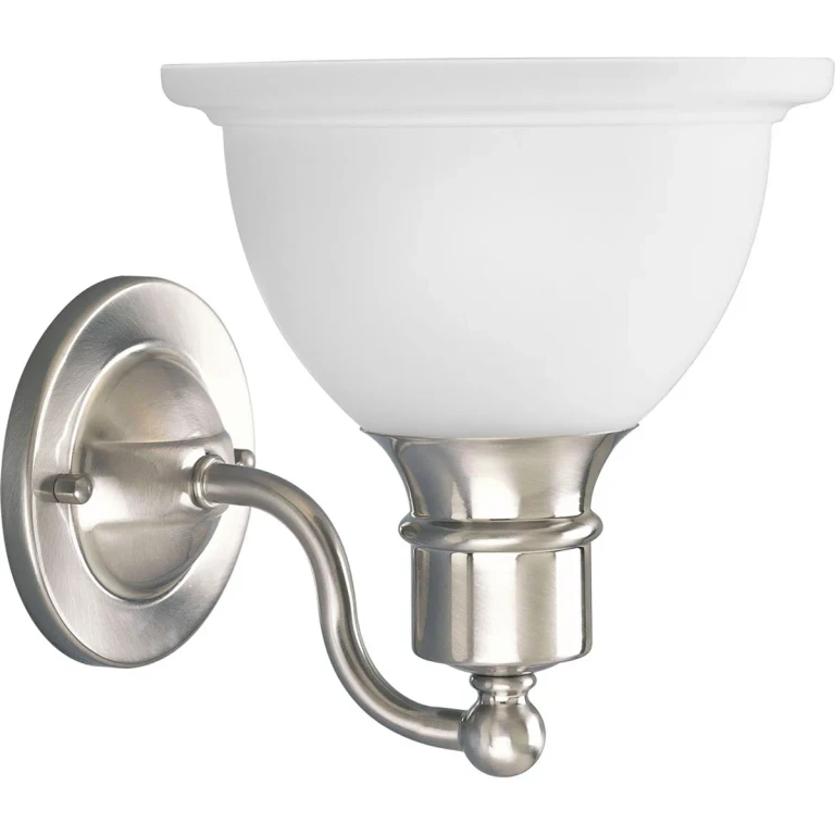 Brushed Nickel One Light Bath Bracket from the Madison Collection