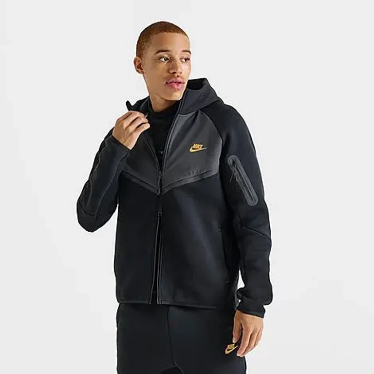 Nike 男款 Tech Fleece Windrunner Full-Zip Jacket in Black/Smoke Grey/Bright Crimson