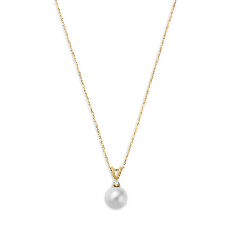 Lab Grown Diamond & Cultured Freshwater Pearl Pendant Necklace in 14K Yellow Gold, 0.05 tcw