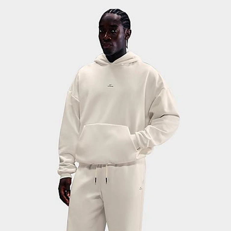 Nike Men's Standard Issue Therma-FIT Brushed Basketball Pullover Hoodie in Sail/Black Size: Small