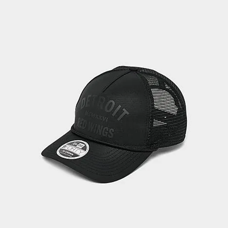 New Era Detroit Tigers MLB Minimalist 9FORTY M-Crown Trucker Hat in Black