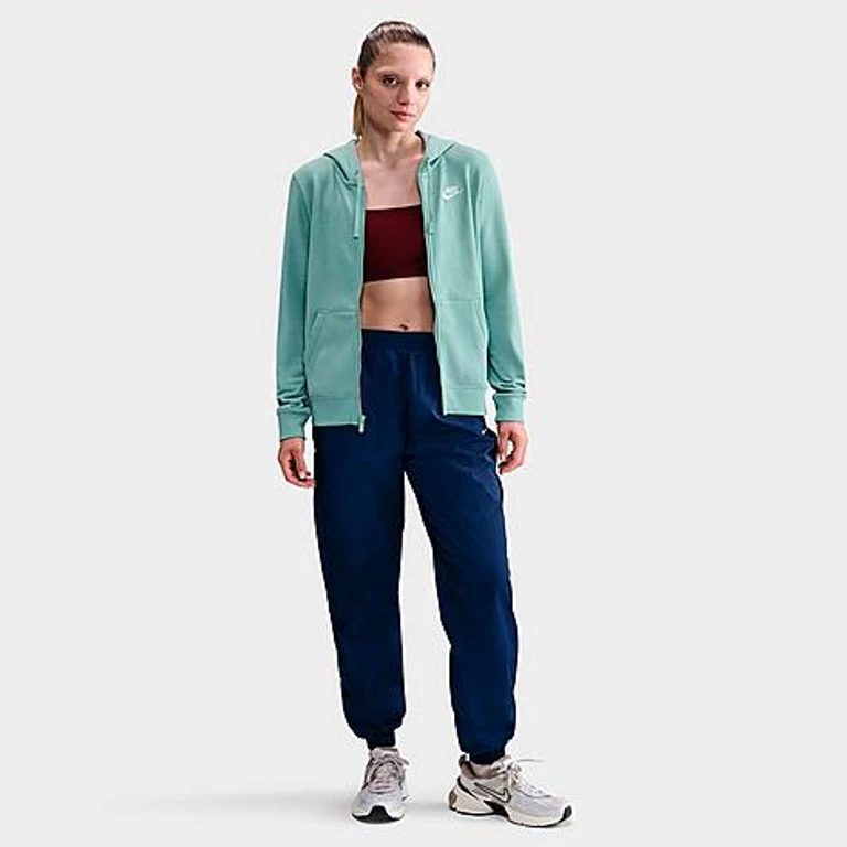 Nike Women's Sportswear Club Fleece Full-Zip Hoodie in Cannon/White Size: XS