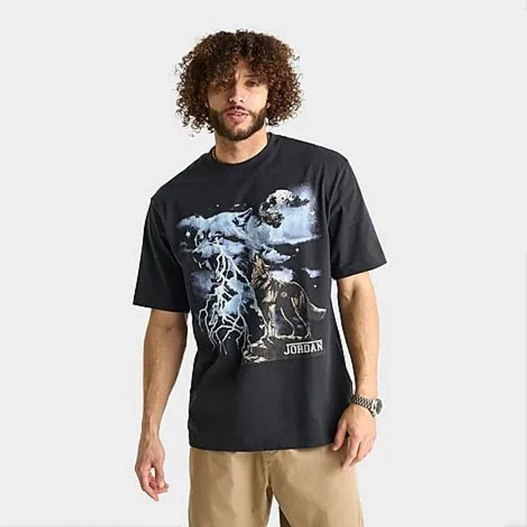 Jordan Men's Howl Graphic T-Shirt in Off Noir Size: Small