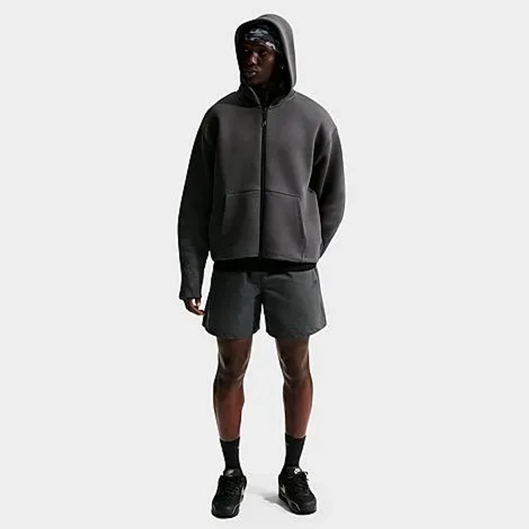 Nike Men's Tech 6" Woven Shorts in Black Size: XS