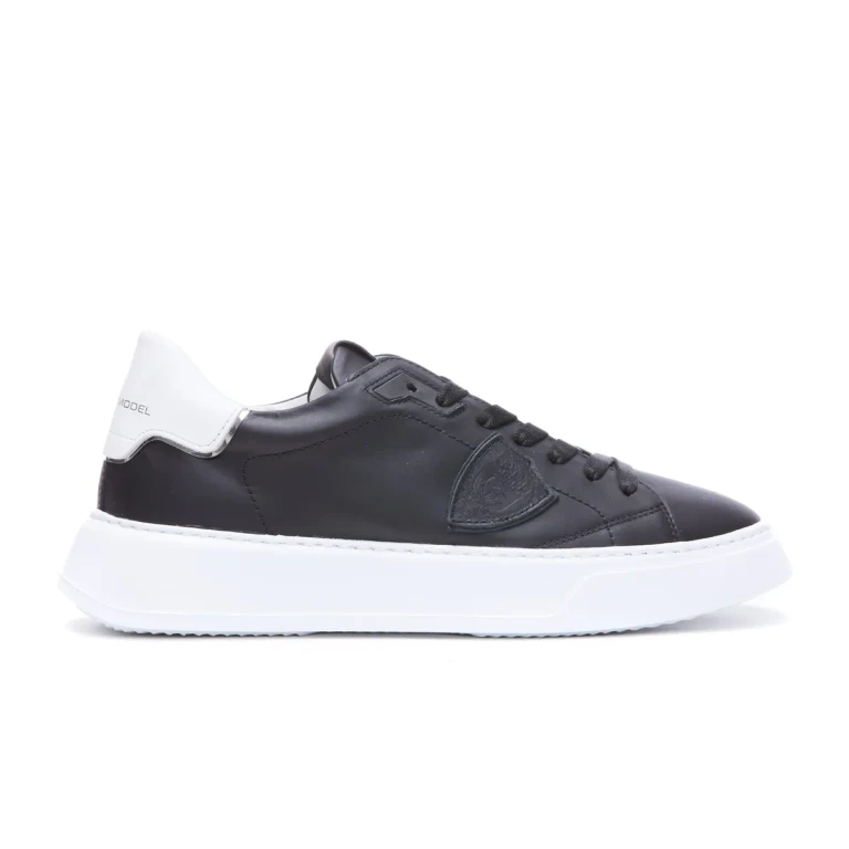 Sneakers Men color Black (BTLUV002)
