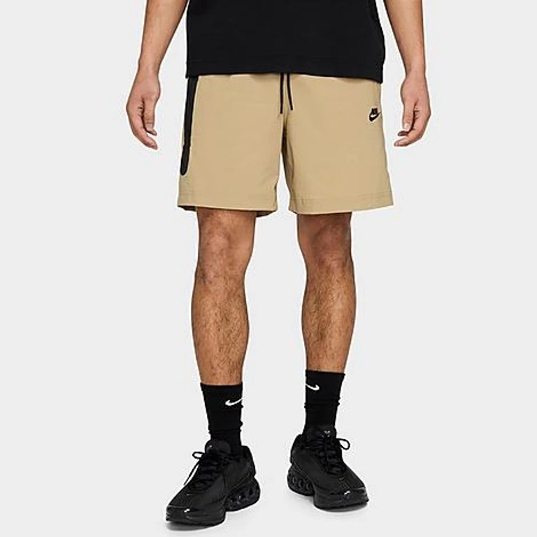 Men's Tech 6" Woven Shorts in Parachute Beige/Black Size: XS