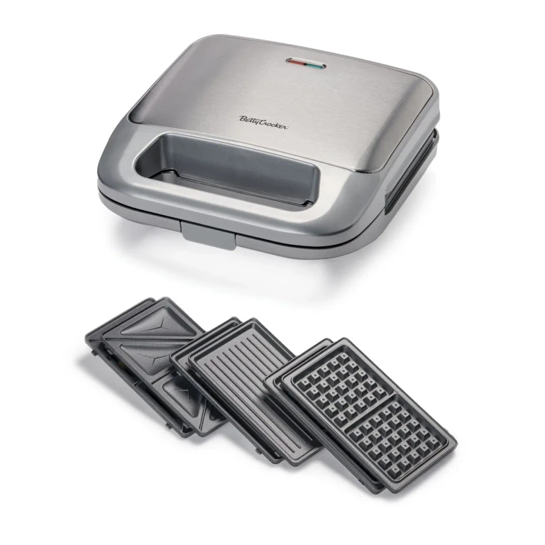 Betty Crocker 3-in-1 Indoor Grill, Sandwich, & Waffle Maker - Silver