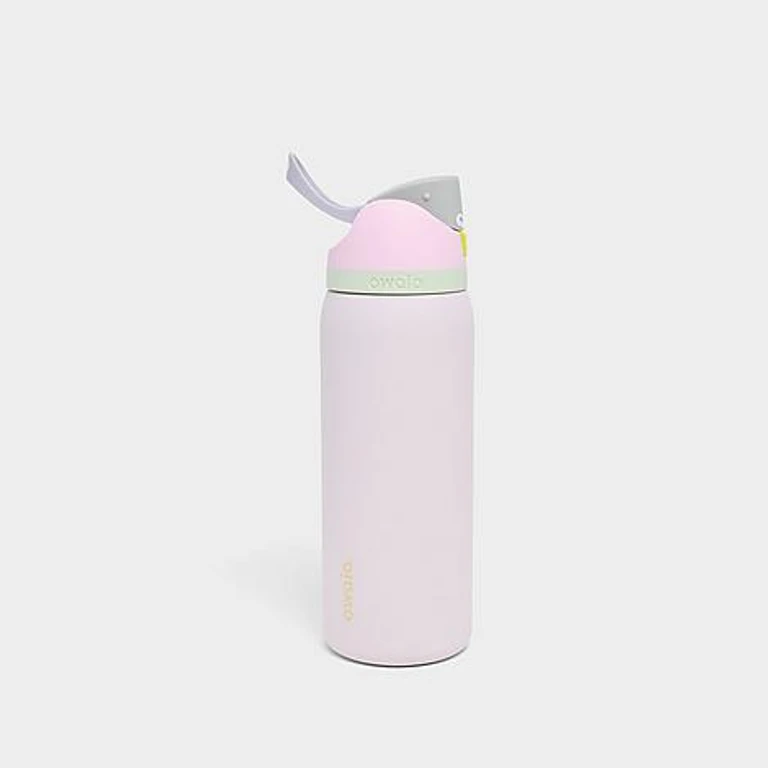 Owala FreeSip Water Bottle (32 oz) in Candy Coat Size: 32 Oz.