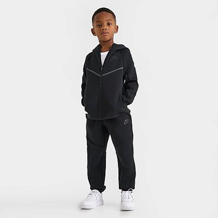 Nike Little Kids Tech Fleece Full-Zip Set in Black Size: 4