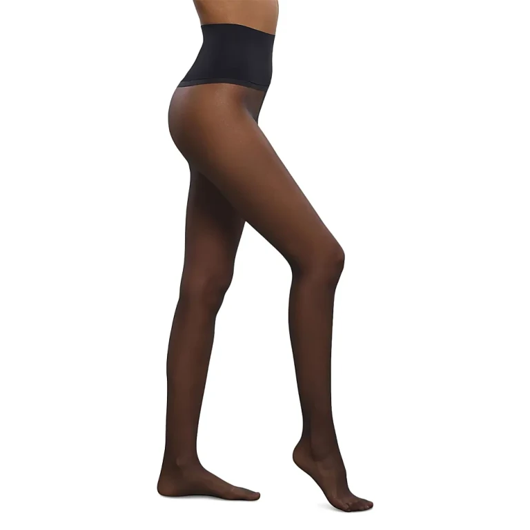 Commando The Essential Sheer