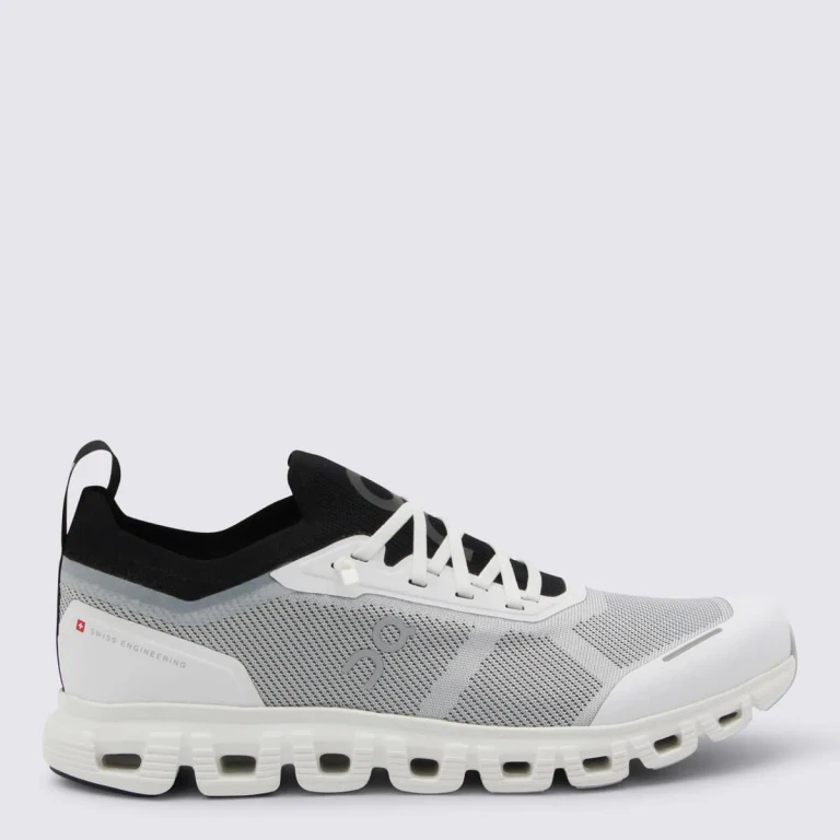 ON White And Black Cloud 6 Versa Sneakers