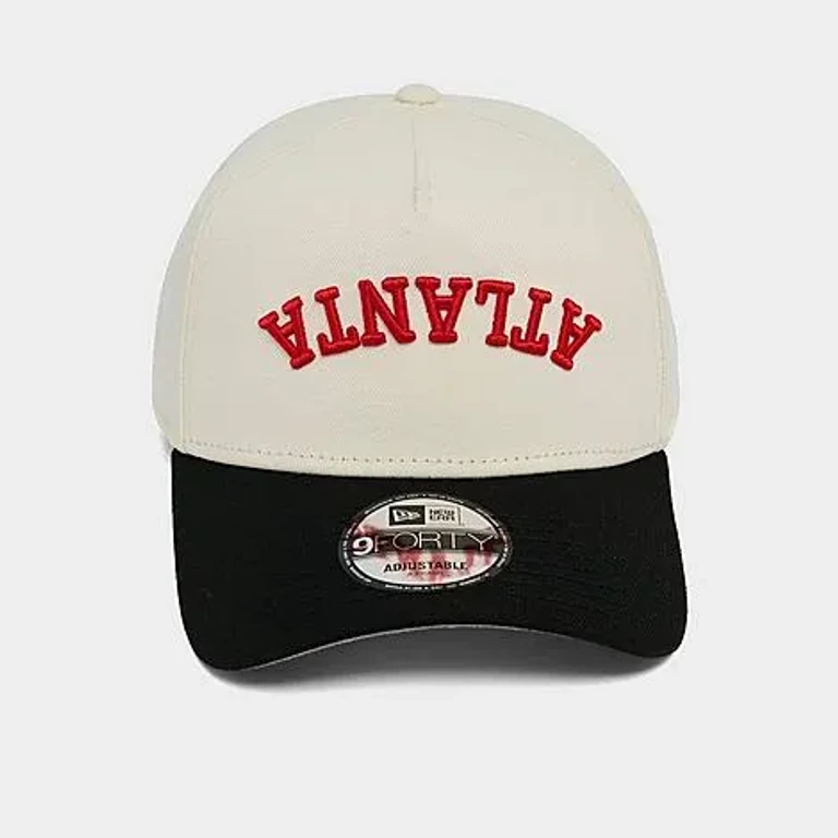 New Era Atlanta Hawks NBA 9FORTY A-Frame Upside Down Wordmark Snapback Hat in Chrome/Black/Red