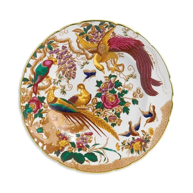Royal Crown Derby Olde Avesbury Dinner Plate