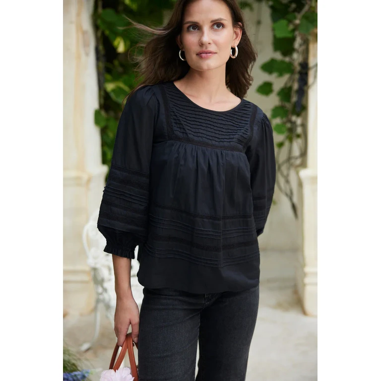 Dawn Blouse in Black